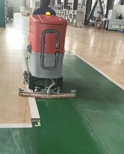 揚州某公司采購御衛仕駕駛式洗地機DX7R